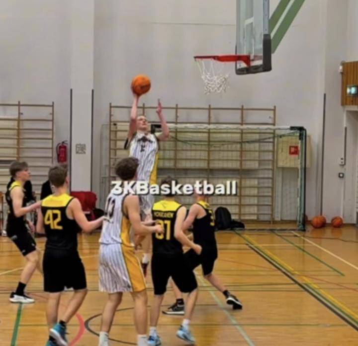  芬兰篮球新星闪耀U19赛场，单场轰下103分；多所NCAA名校抛来橄榄枝。 体育新闻 芬兰篮球新星闪耀U19赛场，单场轰下103分；多所NCAA名校抛来橄榄枝。 体育新闻 芬兰篮球新星闪耀U19赛场，单场轰下103分；多所NCAA名校抛来橄榄枝。 体育新闻 芬兰篮球新星闪耀U19赛场，单场轰下103分；多所NCAA名校抛来橄榄枝。 体育新闻