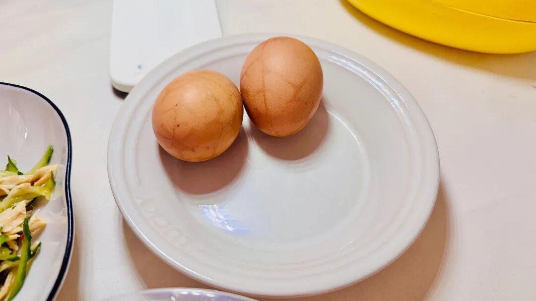  清爽凉拌菜：开启换季饮食的减法秘籍 情感心理