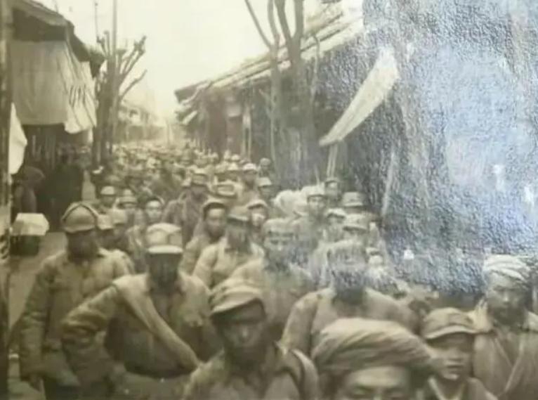  2000人骤变背后的管理逻辑：透视旧部整编中的权力真空与信任陷阱 新闻 2000人骤变背后的管理逻辑：透视旧部整编中的权力真空与信任陷阱 新闻 2000人骤变背后的管理逻辑：透视旧部整编中的权力真空与信任陷阱 新闻