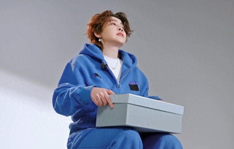 从“背手滑行”到浪姐破防：奥运冠军王濛的真诚方法论