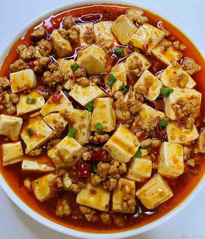  碱性食物与雌激素调控：女性抗衰老饮食的科学机制与实操方案 健康养生